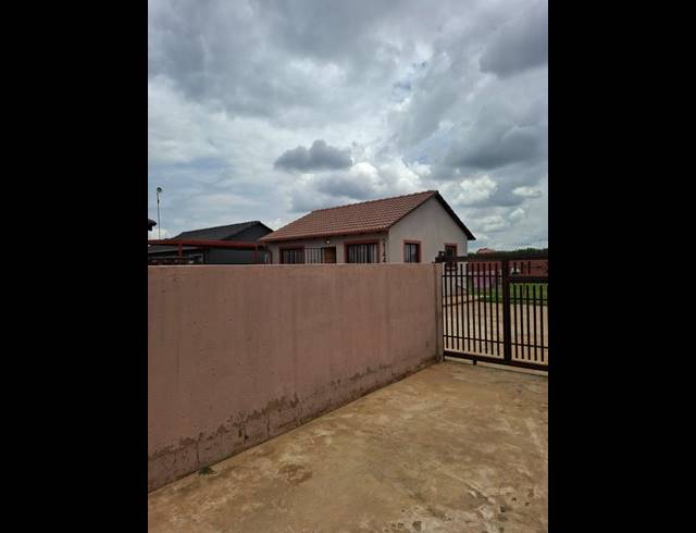 2 BEDROOM HOUSE FOR SALE IN MAPLETON